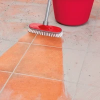 HG odstraňovač zvyškov cementu 1l