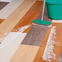 HG čistič laminátových/vinylových podláh 1l intenzívny HG čistič laminátových/vinylových podláh 1l intenzívny