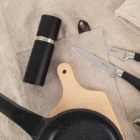 Mlynček na korenie 15,5cm Black