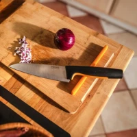 Nôž 17cm kuchársky Fiskars